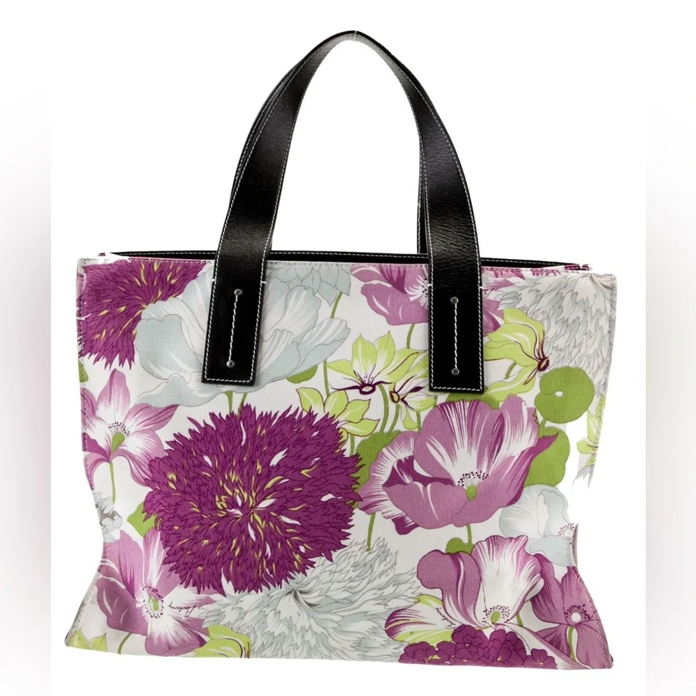 Rare Burberry London Floral Pattern Canvas & Leather Tote Bag EUC - Picture 4 of 13